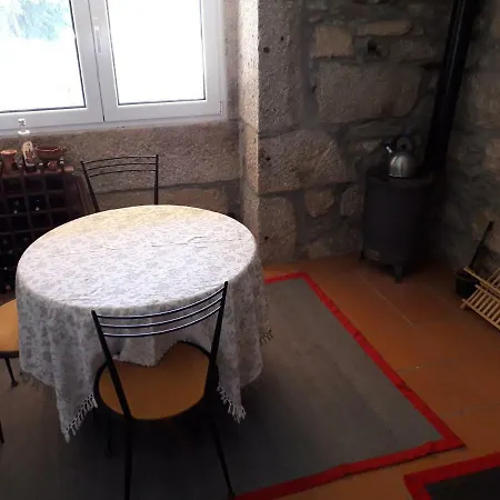 Casa Da Farmacia 펜션 Castanheiro