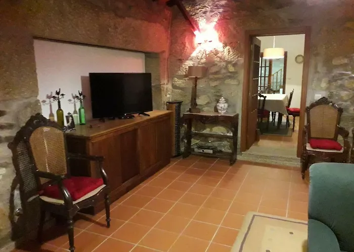 Casa Da Farmacia Semesterbostad Castanheiro